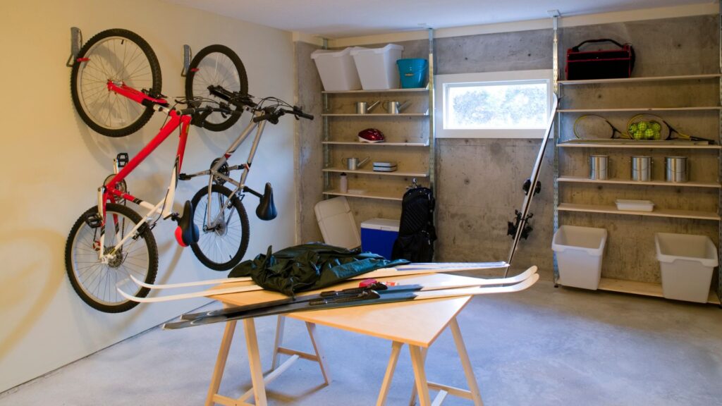 Clean Garage